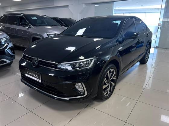 VOLKSWAGEN VIRTUS 1.0 200 TSI HIGHLINE AUTOMÁTICO